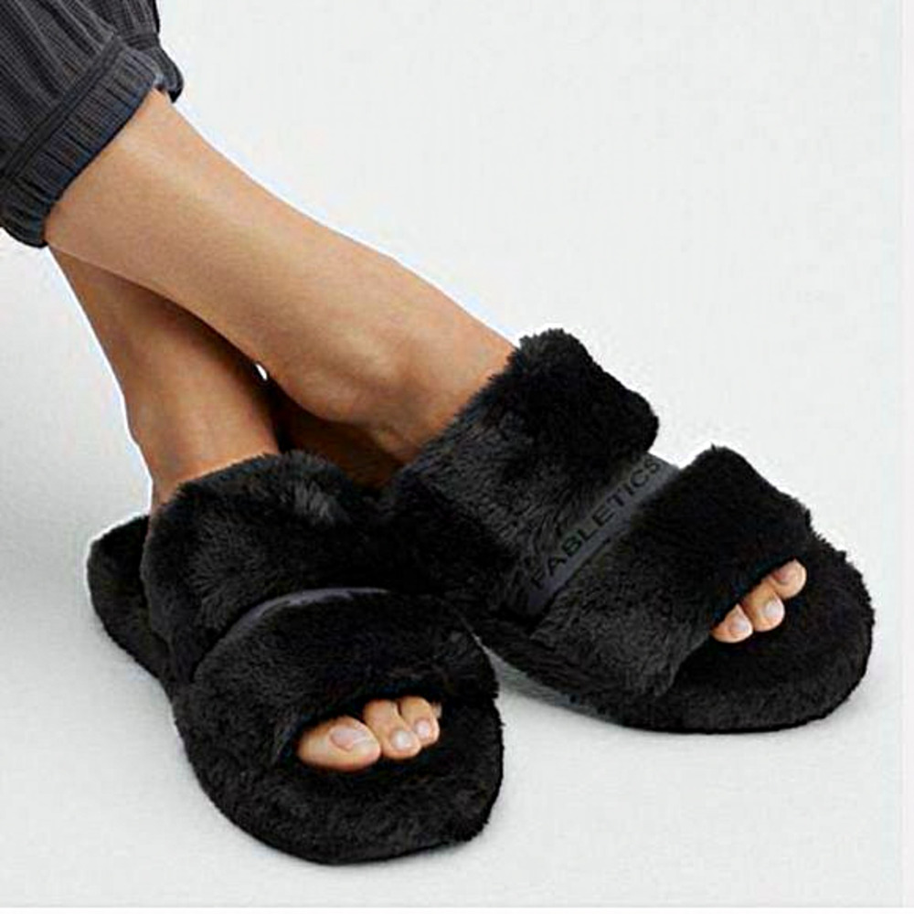 FABLETICS  "Snug Strap Slipper"‎ black size 9